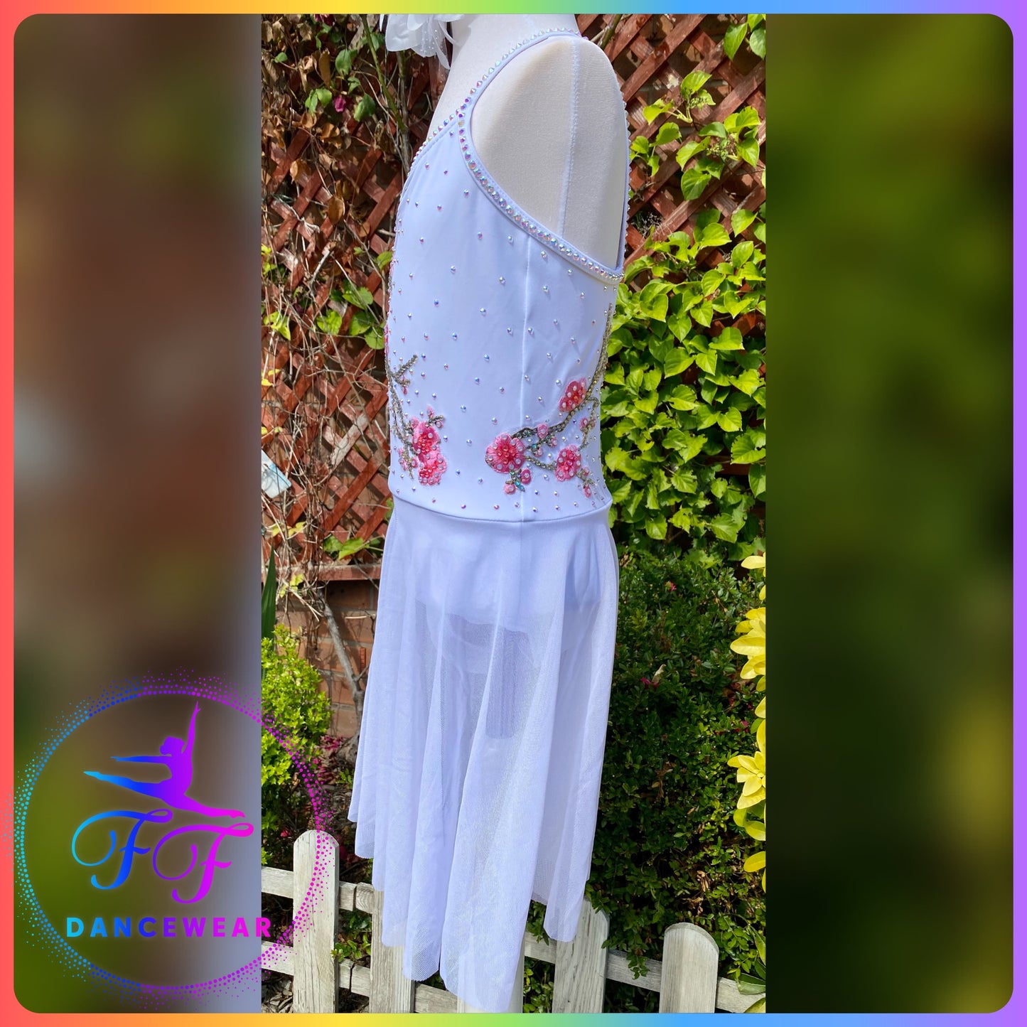 White Bespoke Stoned Lyrical / Contemporary Dance Costume (Size 1 - approx 7/8yrs)