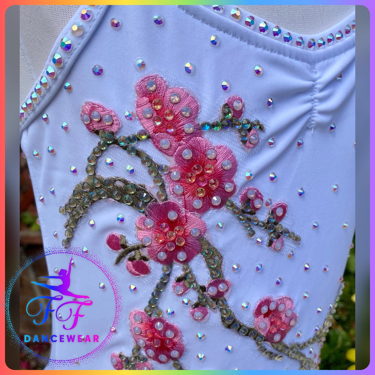 White Bespoke Stoned Lyrical / Contemporary Dance Costume (Size 1 - approx 7/8yrs)